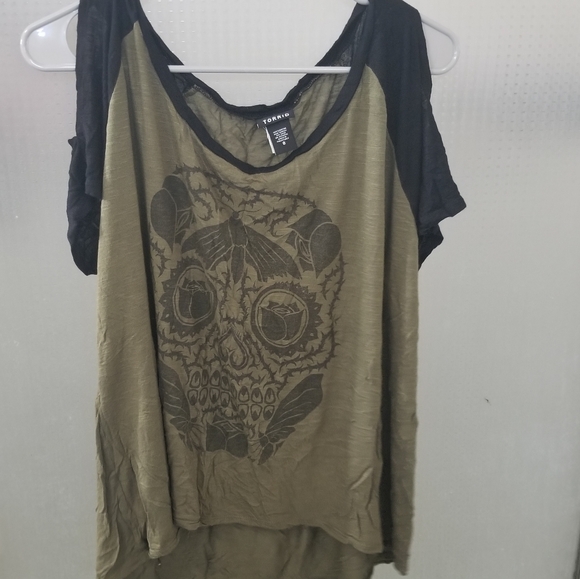 torrid Tops - Green & black cold shoulder SKull & Moth Top